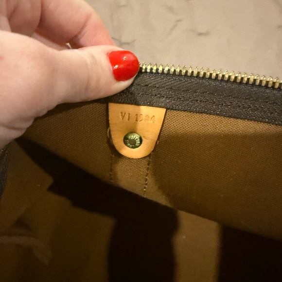 Louis Vuitton keep all 50 - Picture 9 of 12